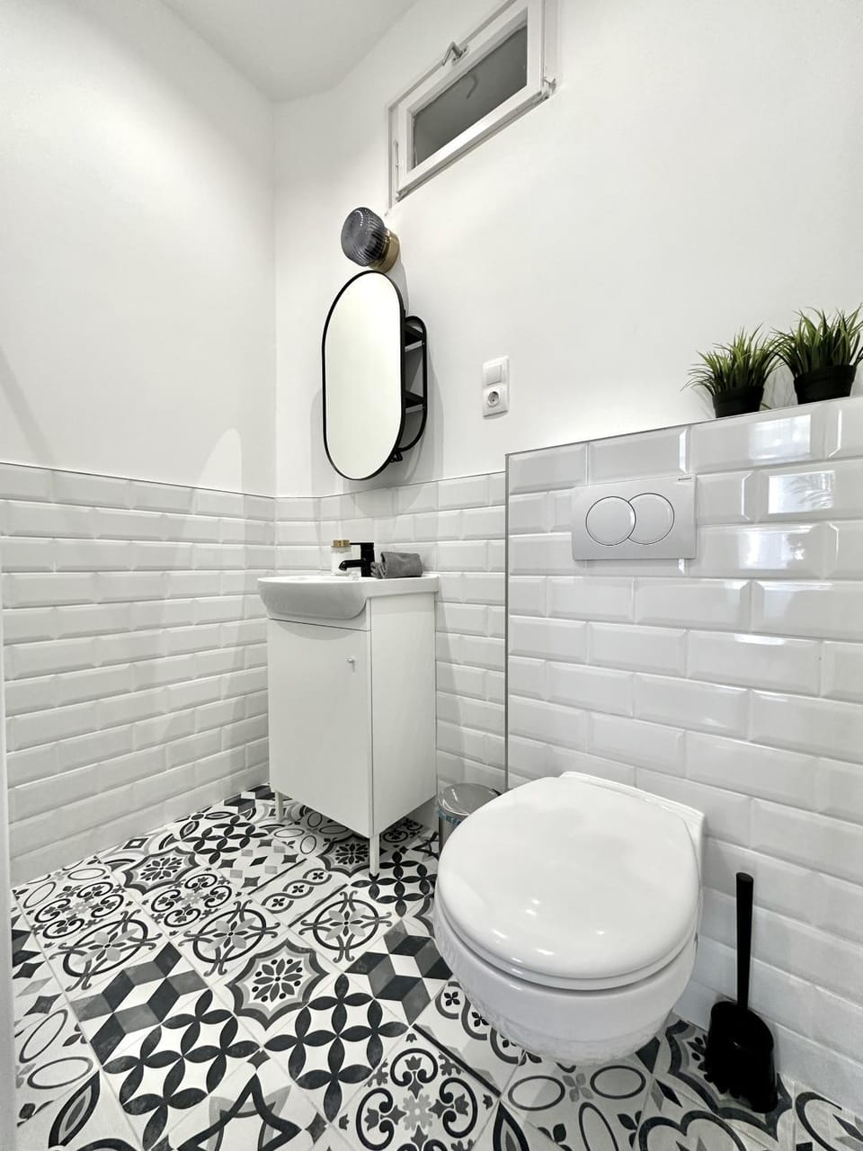 Toilet, Bathroom