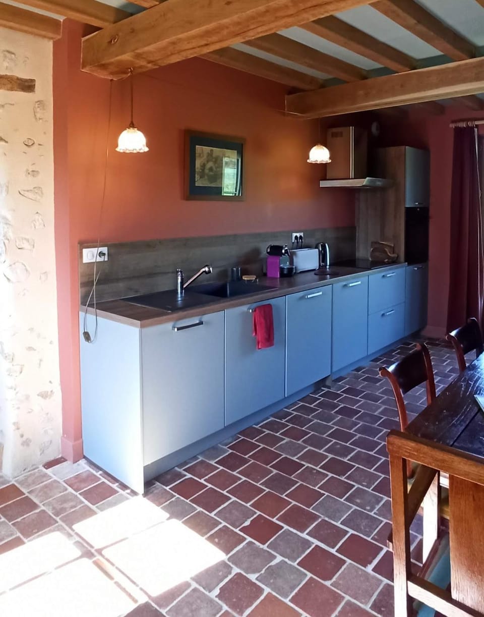 Horse-riding, Coffee/tea facilities, Dining area, Meals, Sunrise, dishwasher, microwave, oven, pet friendly, stove, toaster, washing machine, kitchen