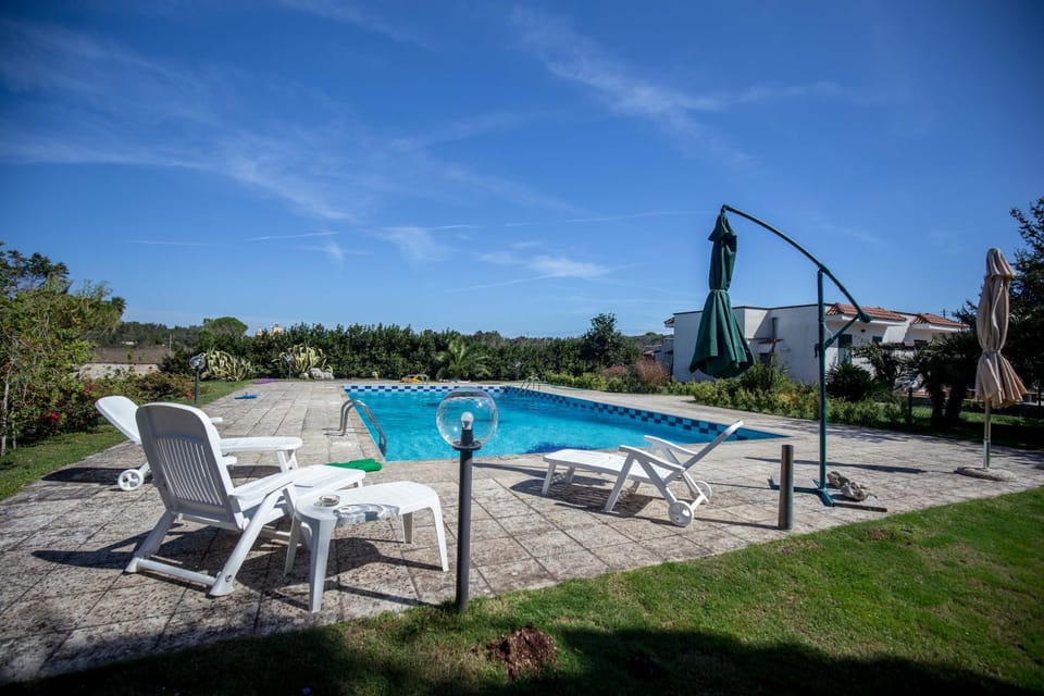 Day, Garden, Pool view, Swimming pool, sunbed