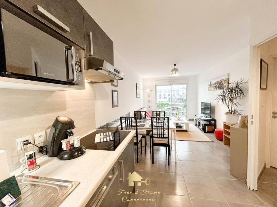 Au gré des Vagues, vue mer, wifi, piscine chauffée Apartment in Concarneau