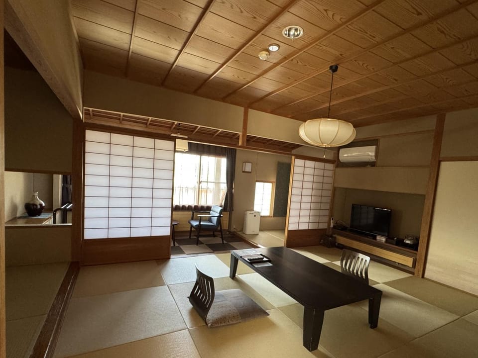 Nunohan Hotel in Nagano Prefecture