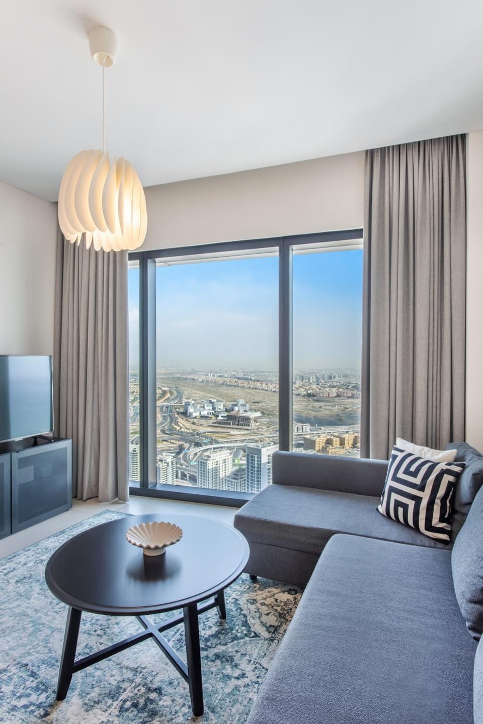 Family Sky Retreat at Address Beach on 56th Floor Apartment in Dubai