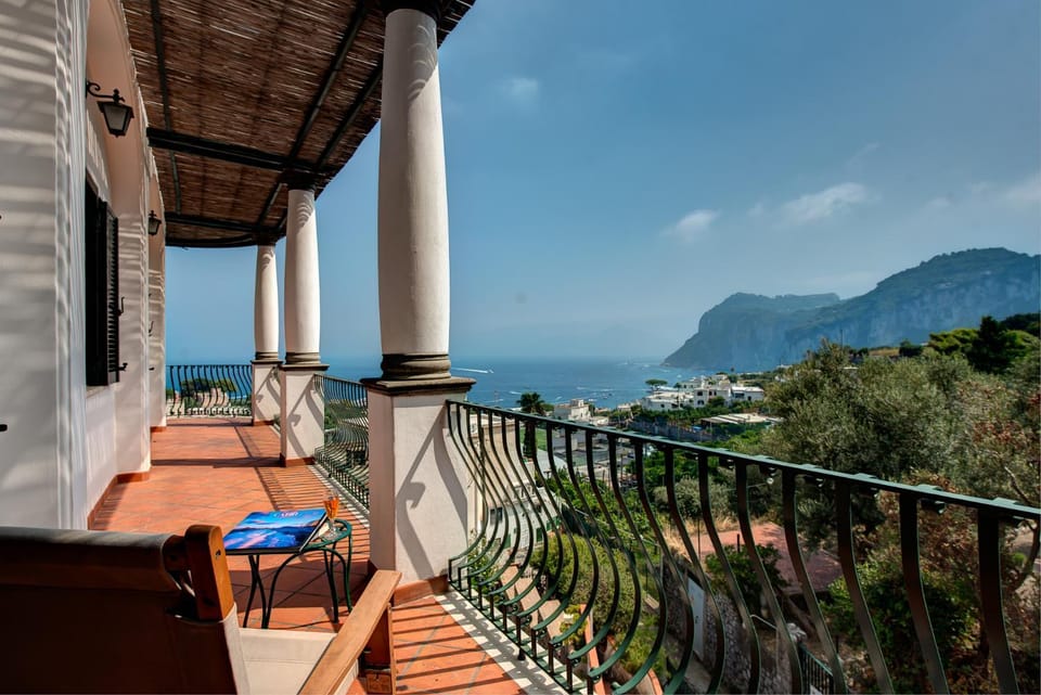 Patio, Day, Natural landscape, View (from property/room), Balcony/Terrace, Dining area, Mountain view, Sea view