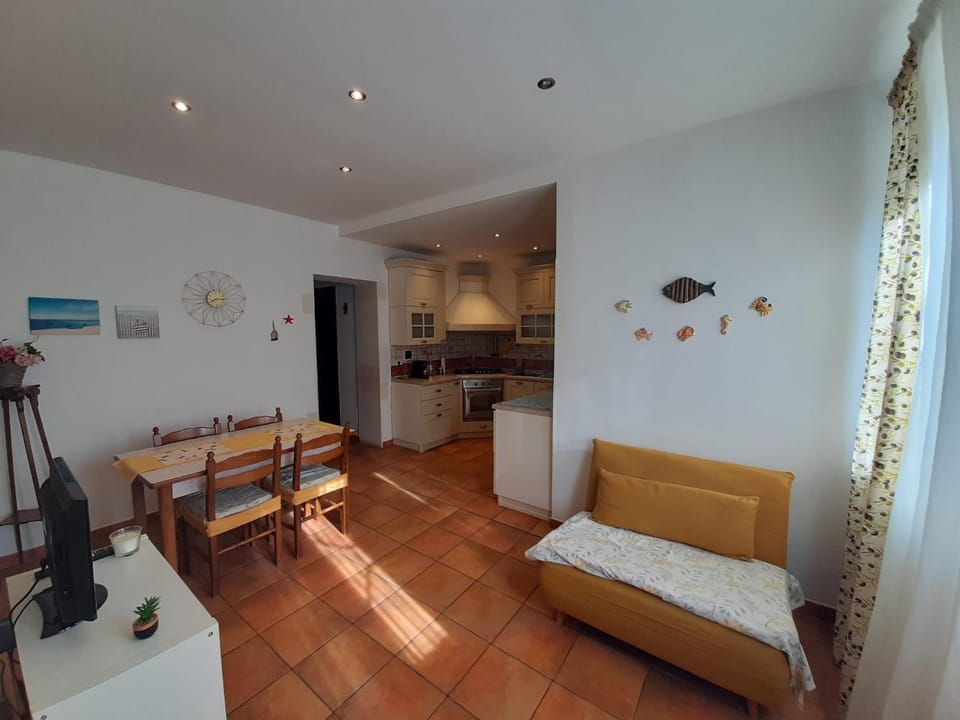MAUCERI HOME Apartment in Syracuse