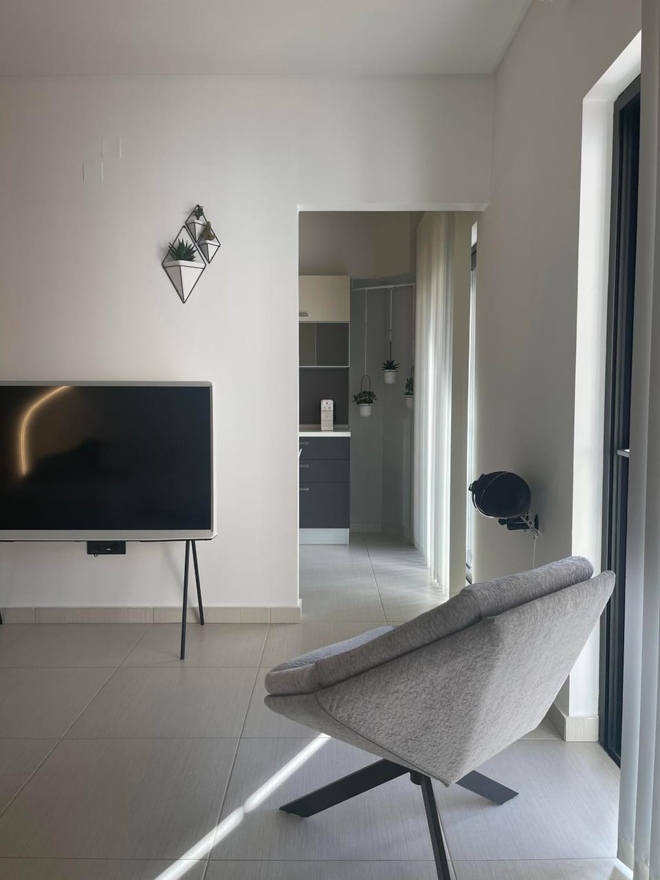 Communal lounge/ TV room, TV and multimedia, Living room, Seating area, Evening entertainment