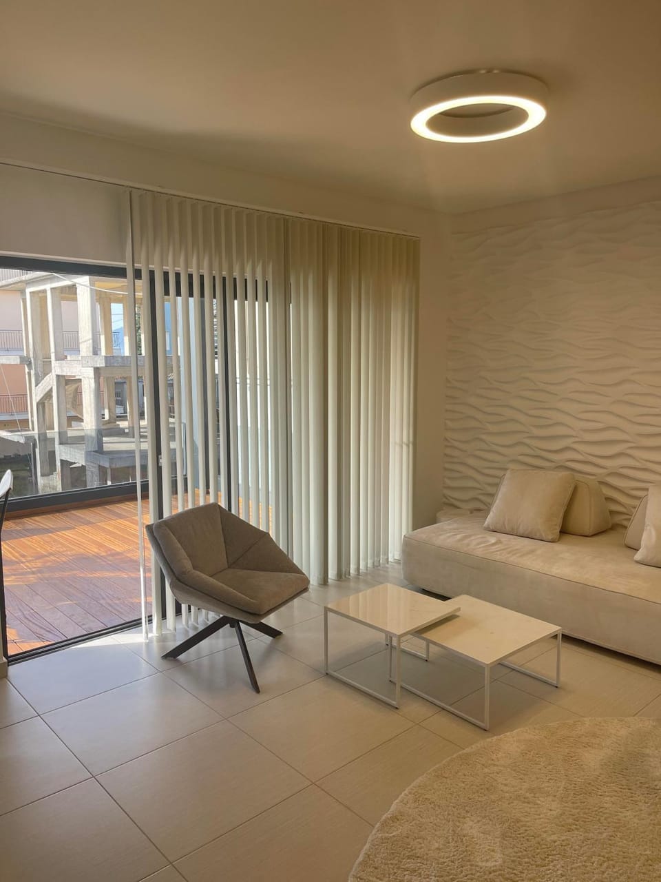 Living room, Photo of the whole room, Seating area