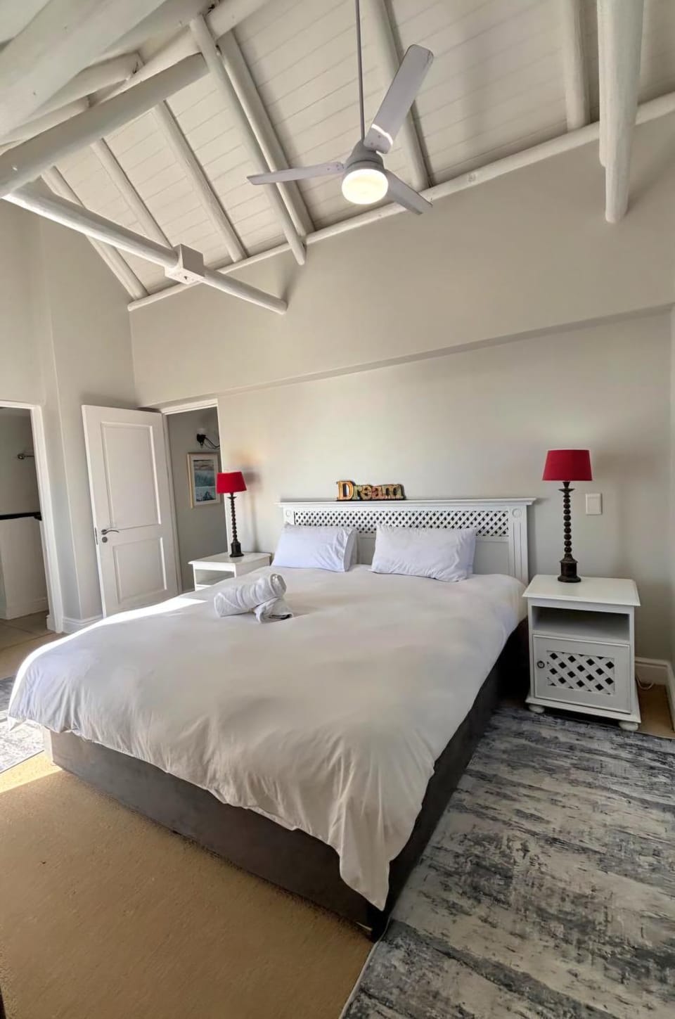 Low tide at no 35 Apartment in Eastern Cape