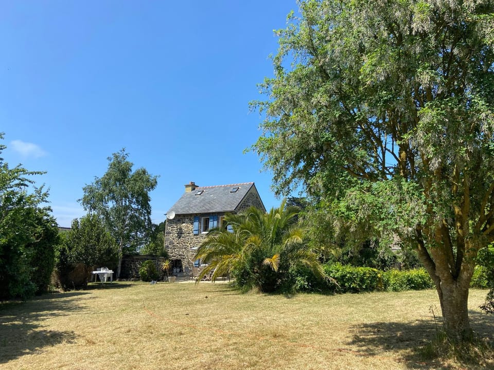 Maison chaleureuse toute équipée pour vos vacances House in Saint-Quay-Portrieux