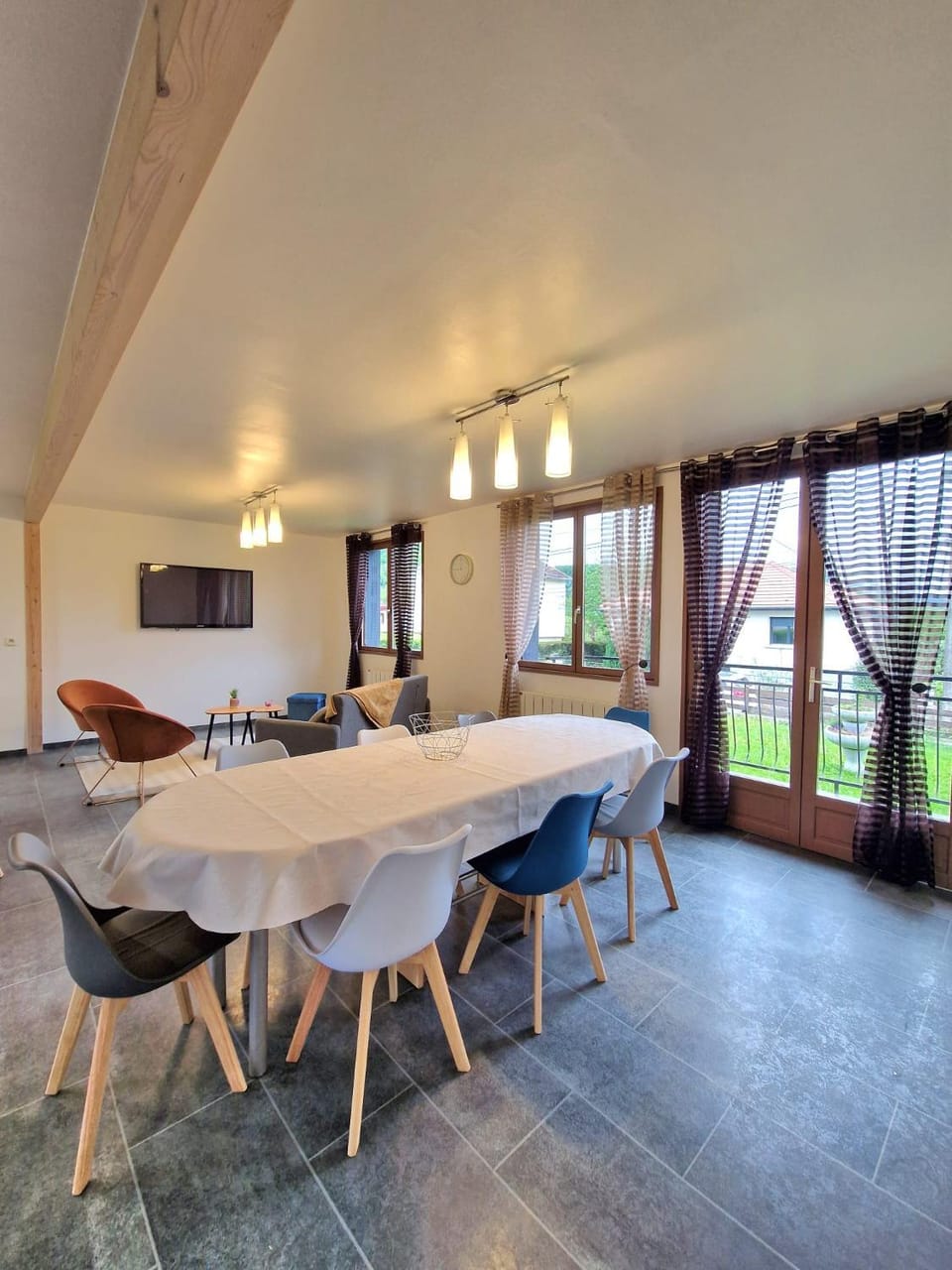 Gite au Doubs Chalet House in Jura