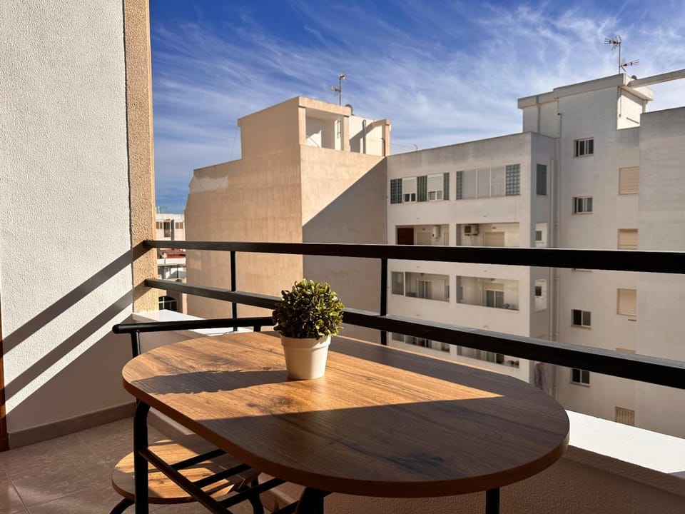 Patio, Day, View (from property/room), Balcony/Terrace