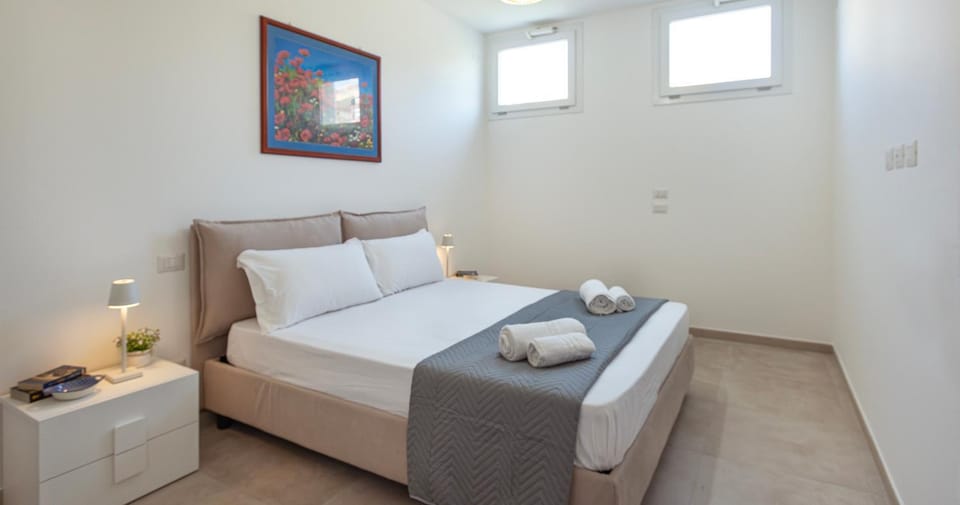 Bed, Other, Bedroom