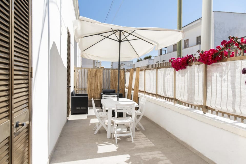 L'Angolo Del Mare by ThePuglia Apartment in Torre Lapillo