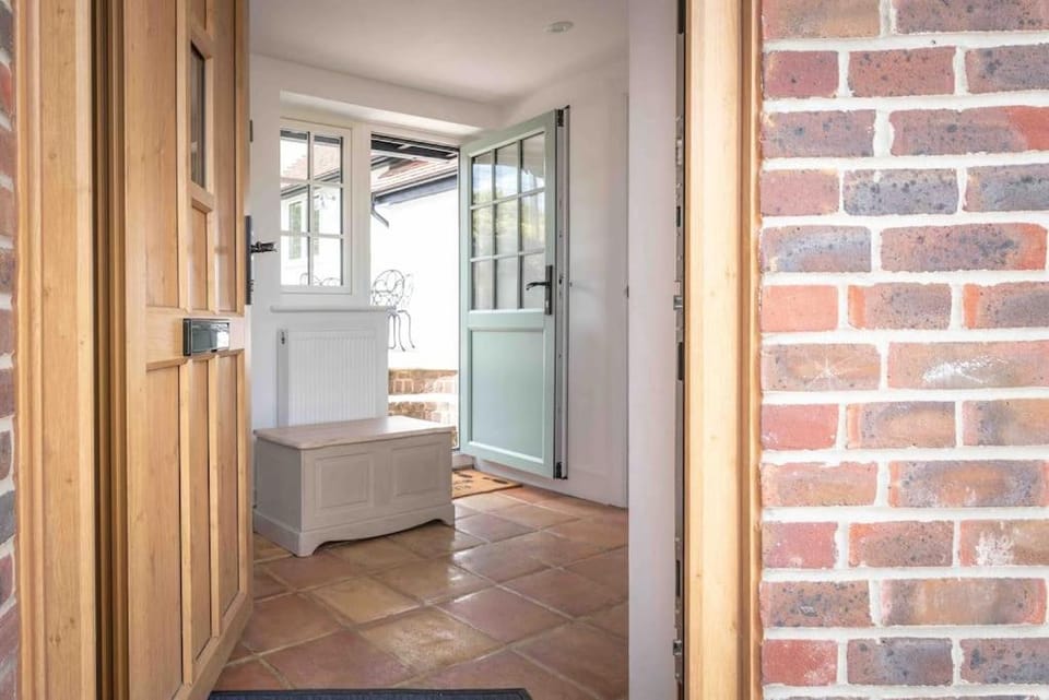 South Downs Country Cottage House in Steyning