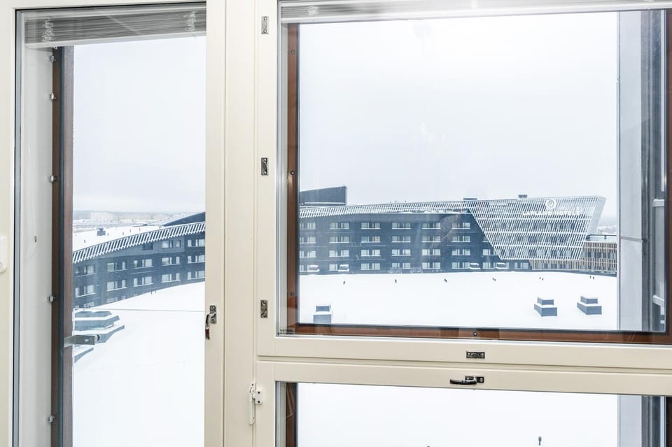 15th floor apartment on top of Nokia Areena w Wifi Apartment in Finland