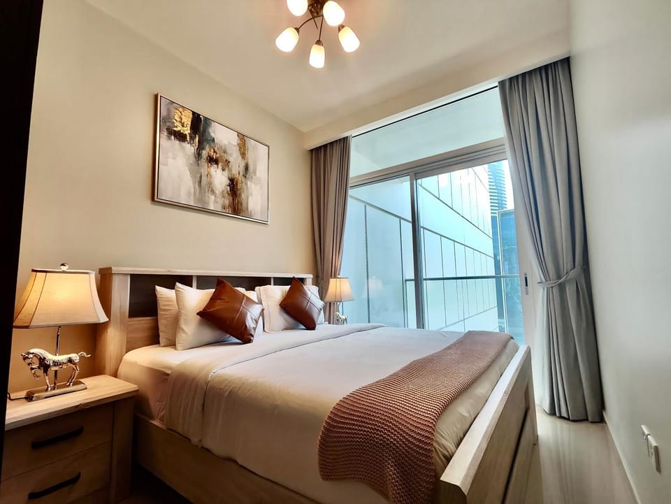Lux BnB I Vera Residences I Burj Views Apartment in Dubai