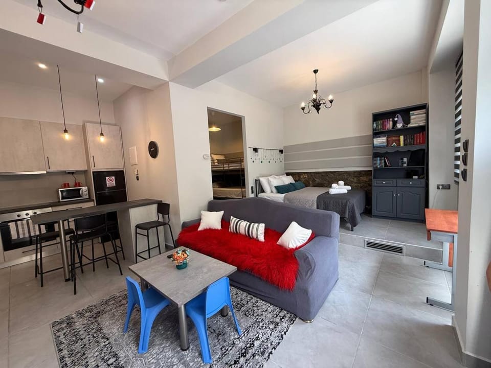 Bed, Library, Seating area
