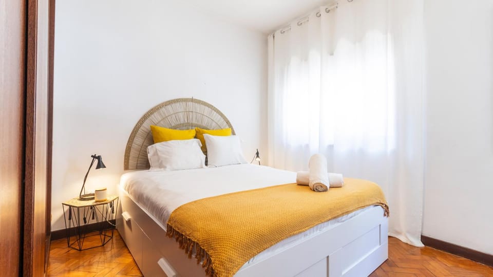 Bed, Bedroom