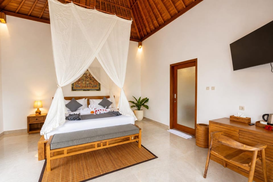 Bed, Photo of the whole room