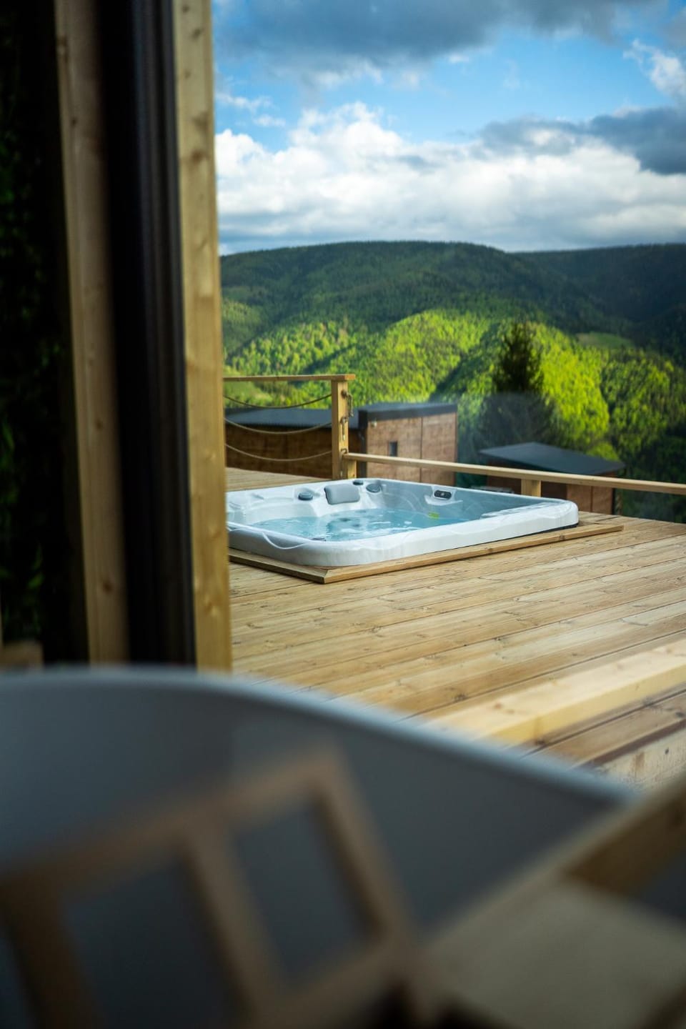 Natural landscape, Hot Tub, Mountain view, Swimming pool