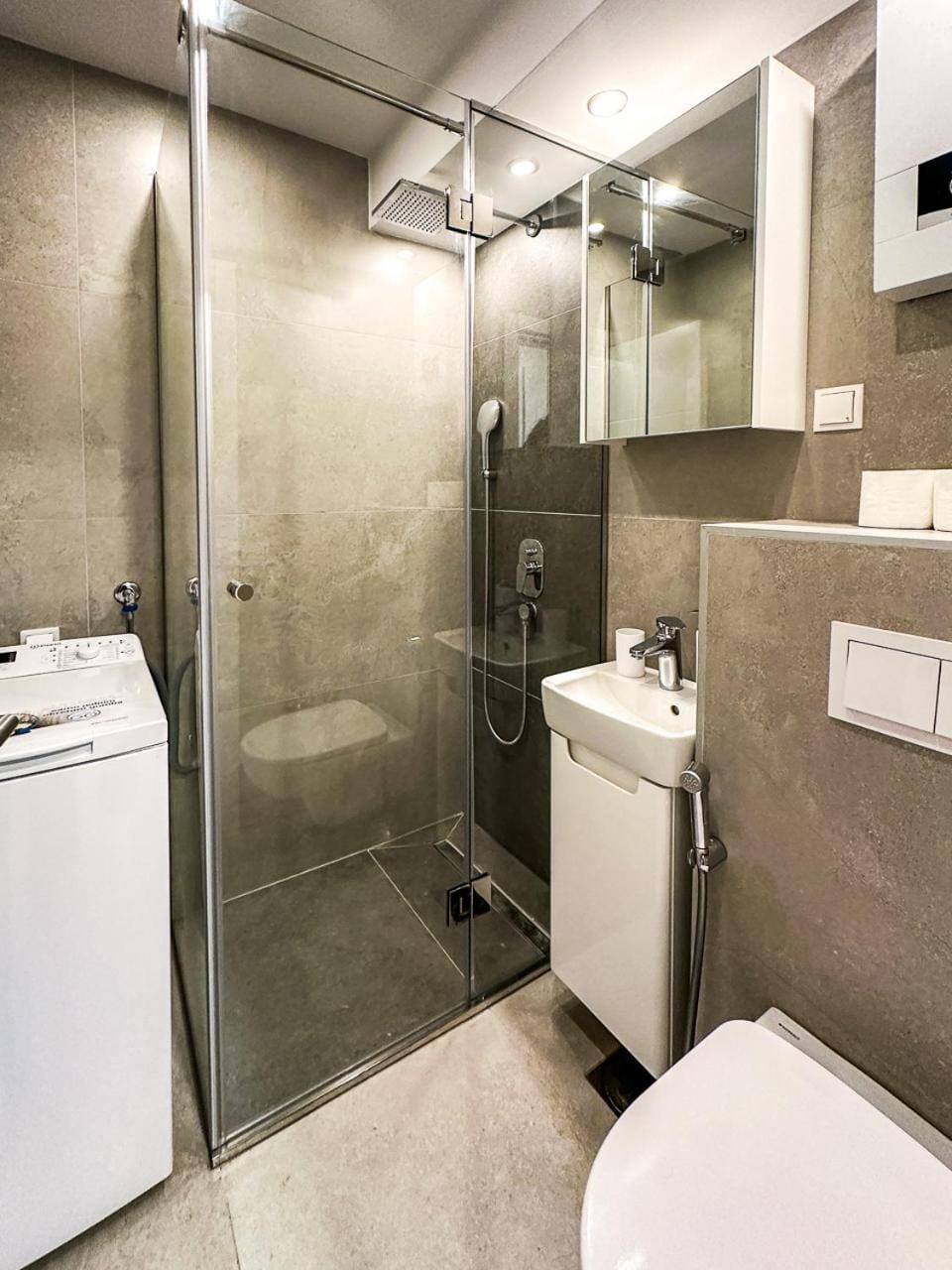Shower, Toilet, Bathroom
