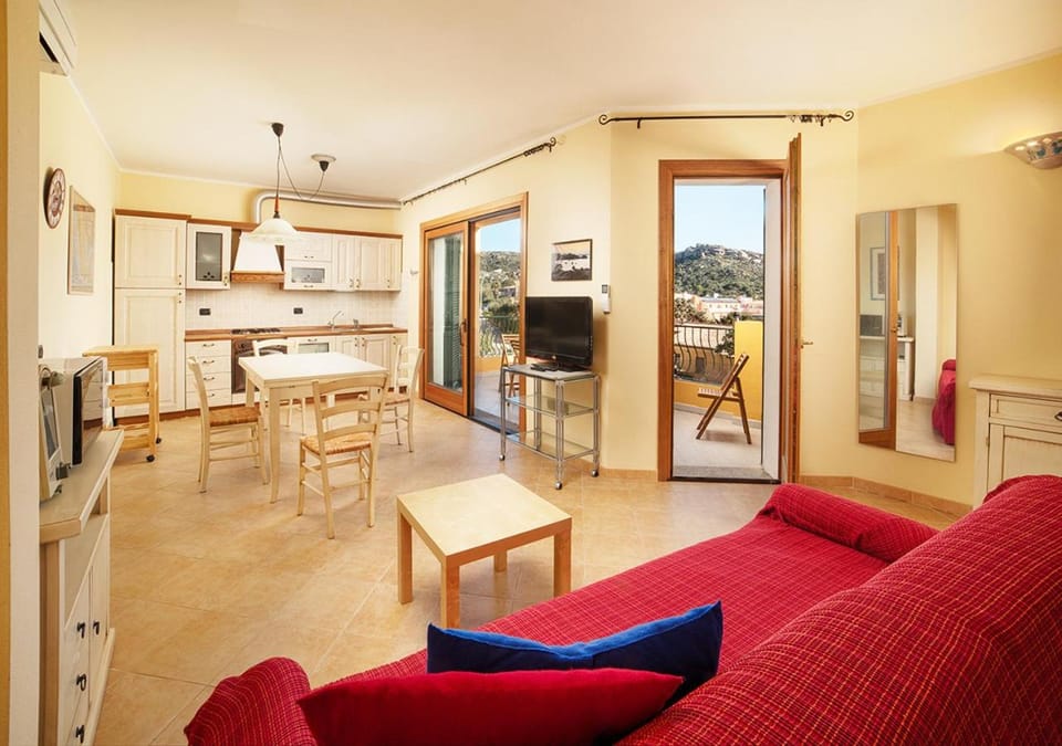 Natural landscape, TV and multimedia, Kitchen or kitchenette, Living room, Dining area, oven, stove
