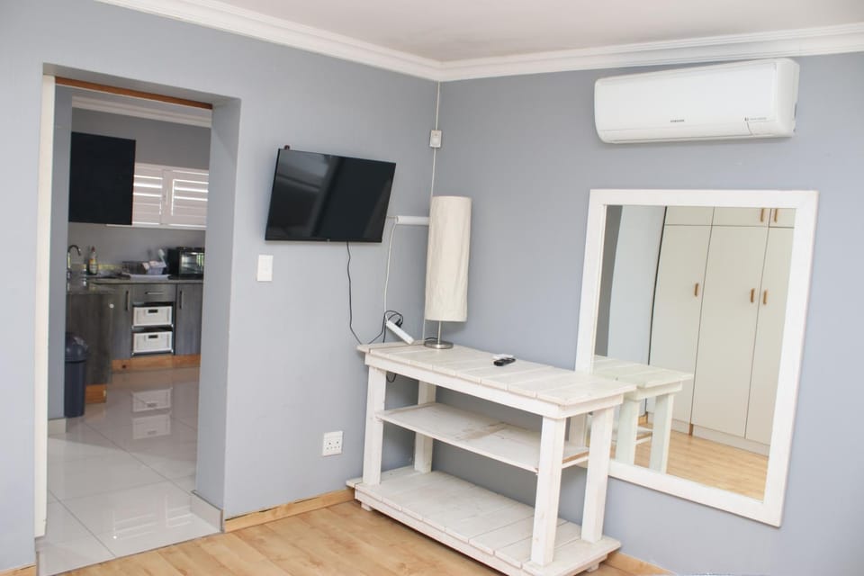 TV and multimedia, air conditioner