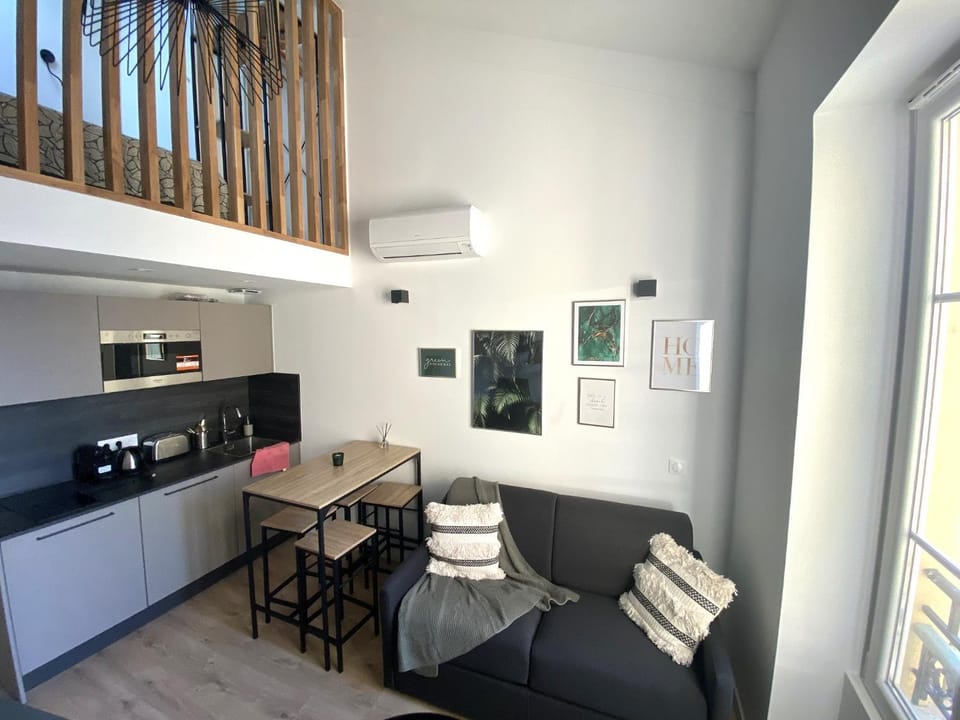 Hypercentre lamartine 513 Apartment in Nice