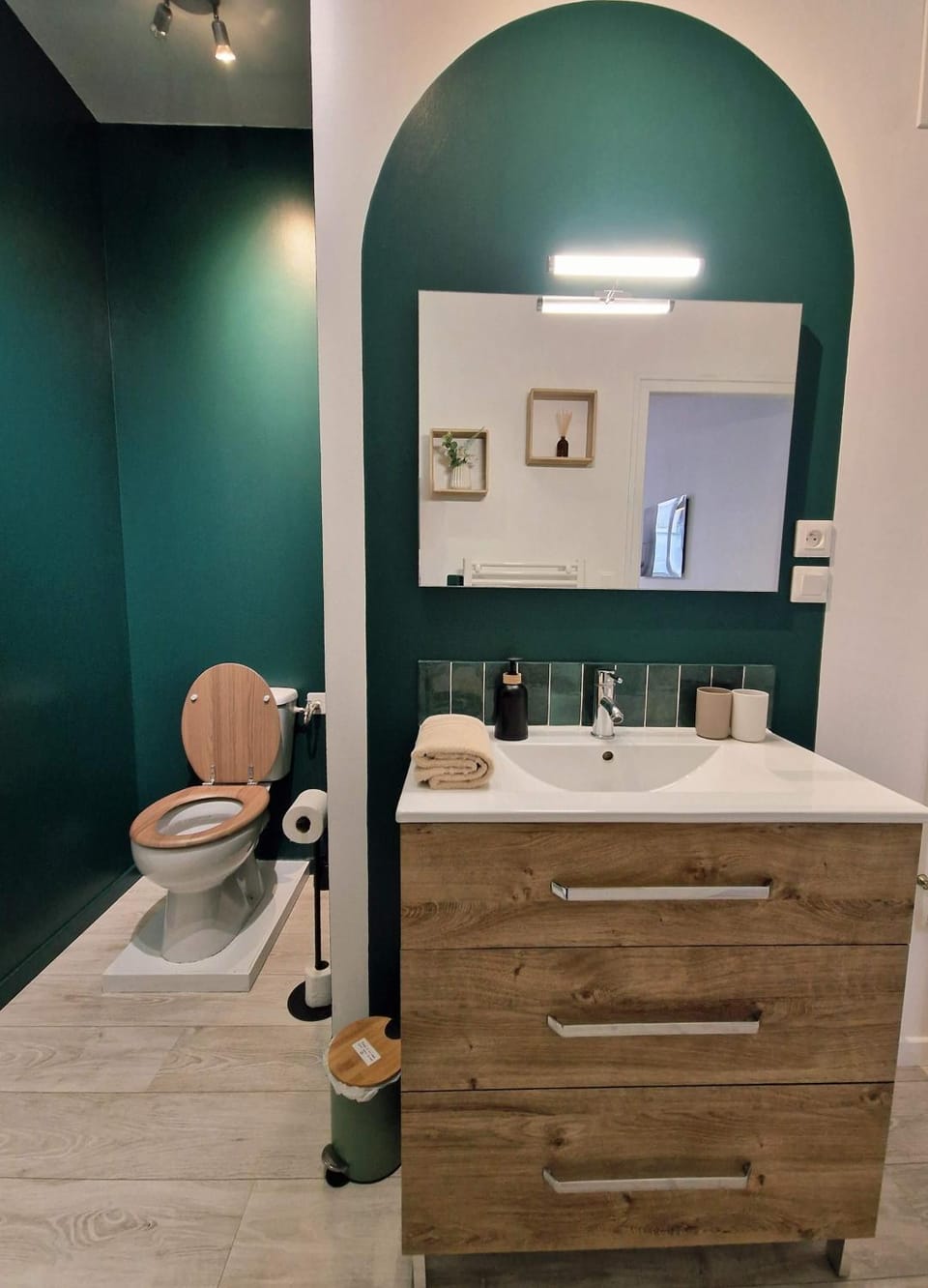 Toilet, Bathroom