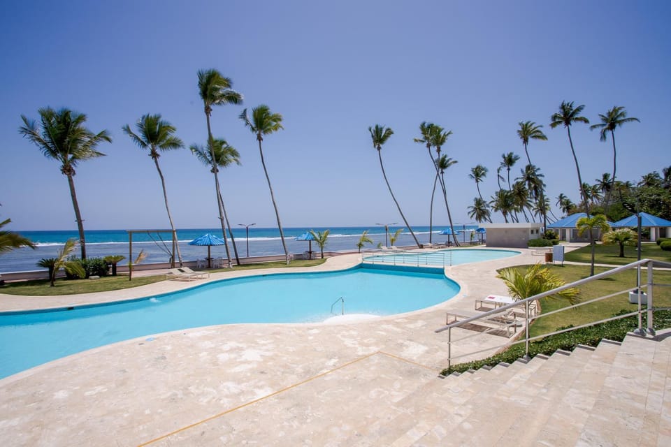 Day, Pool view, Sea view, Swimming pool, sunbed