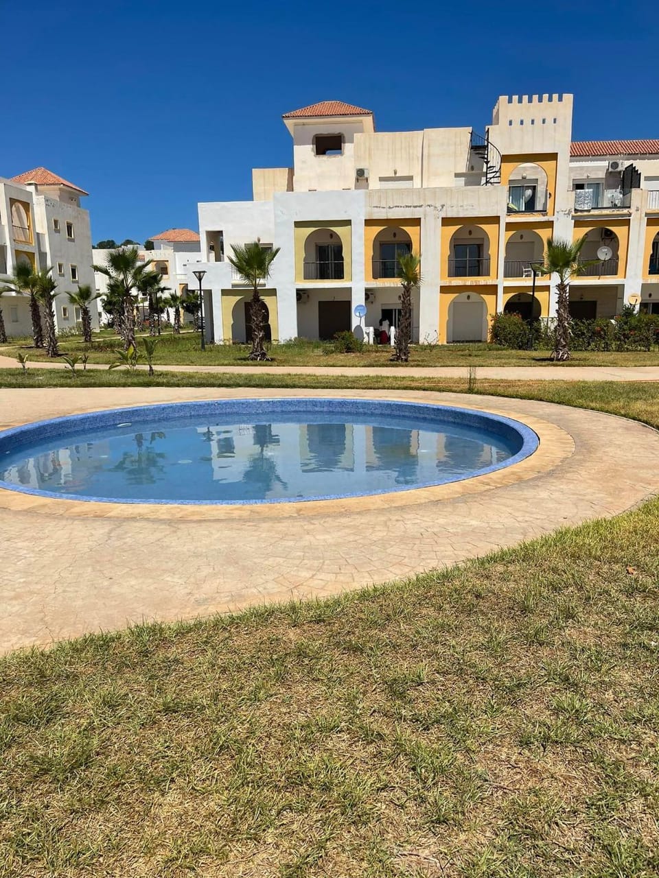 Pool view, Swimming pool