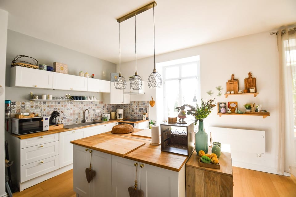 Kitchen or kitchenette, stove, kitchen