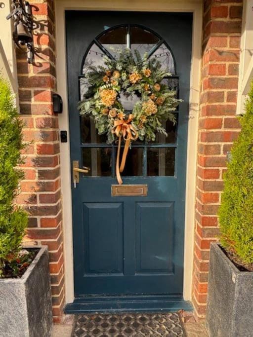 Property building, Facade/entrance