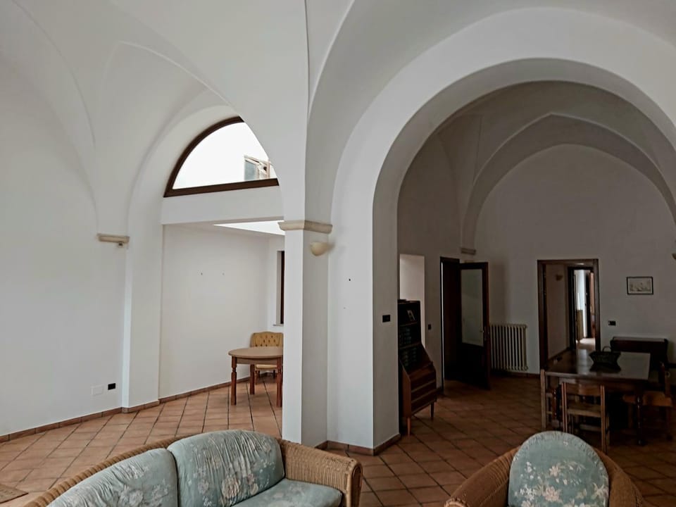 Communal lounge/ TV room, Seating area