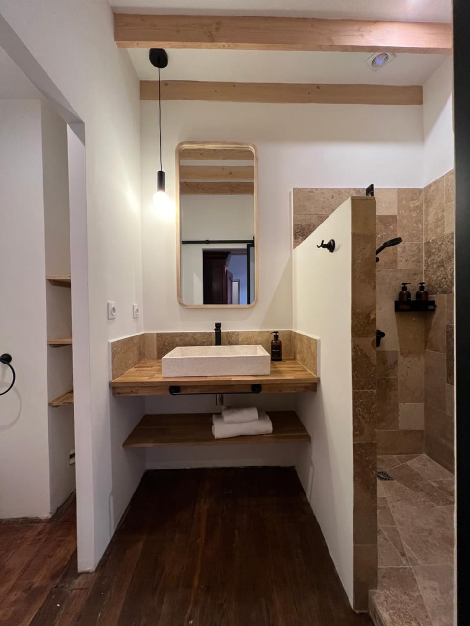 Shower, Bathroom, towels