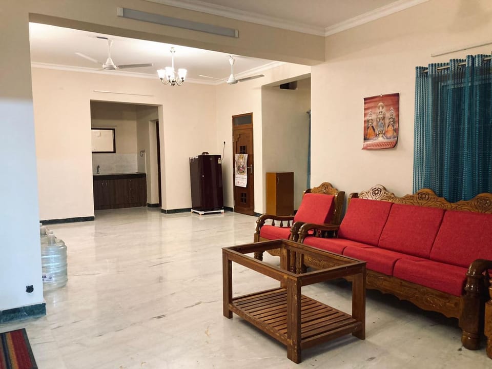 GOOD STAY Egmore Apartment in Chennai