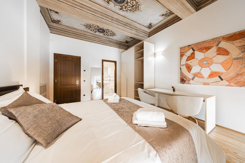 Bed, Living room, Bedroom