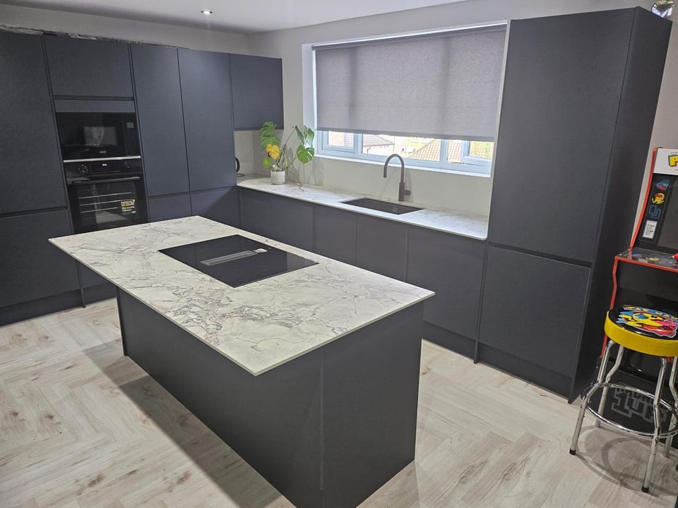 Kitchen or kitchenette, oven, stove