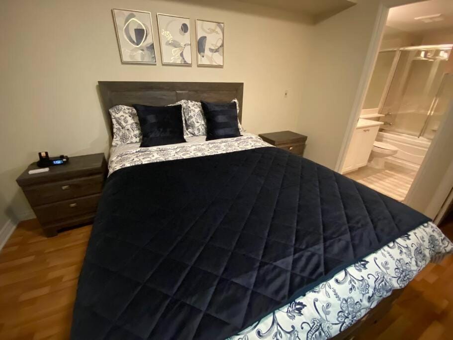 Alaa Aldahhan Apartment in Mississauga