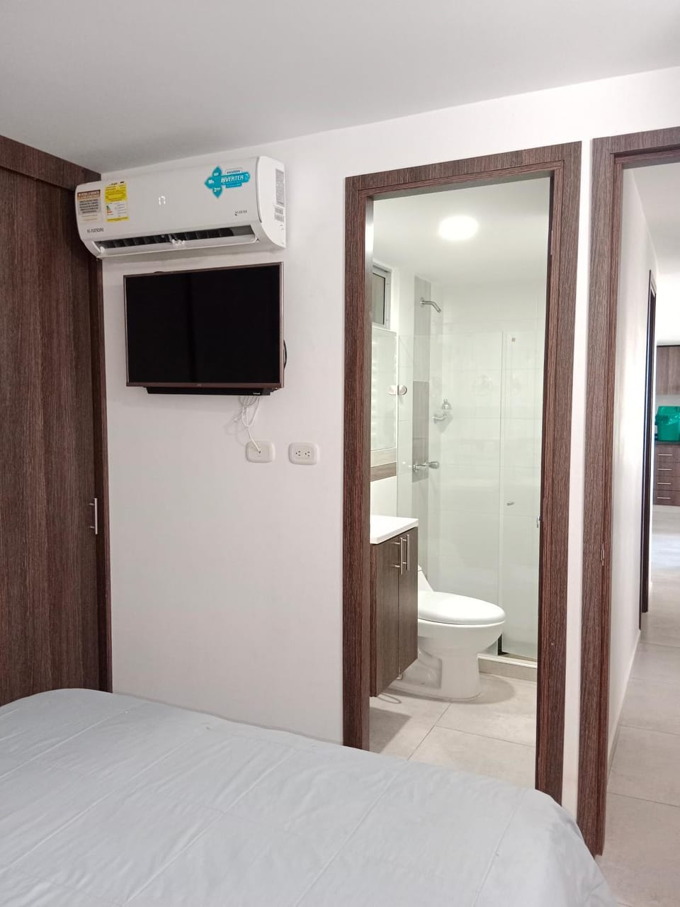 805-3 Depa al sur elevador parqueo aa balcon pool Apartment in Cali