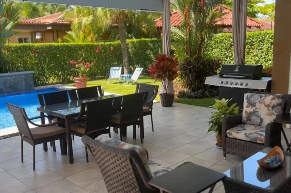 Villa Almería by Vacation Pura Vida Villa in Esterillos Este