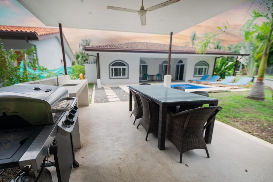 Villa Isabella by Vacation Pura Vida Villa in Esterillos Este