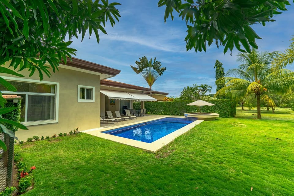 Villa Jardin by Vacation Pura Vida Villa in Esterillos Este