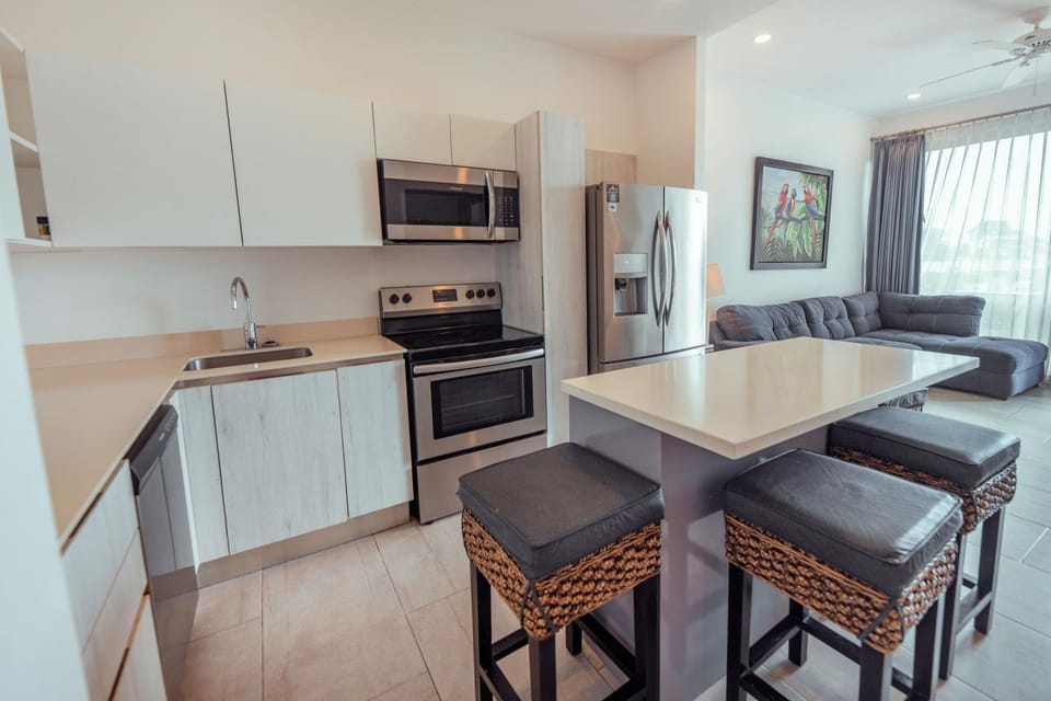 Sunset Blvd 305 Apartment in Jaco