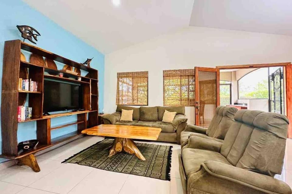 Villa Camino Corral by Vacation Pura Vida Villa in Esterillos Este