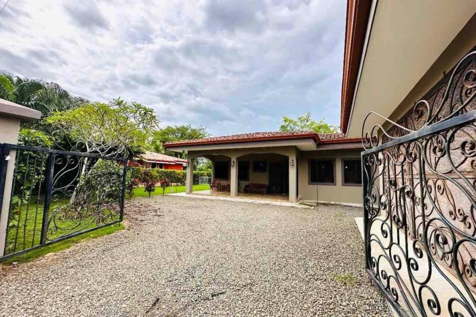 Villa Camino Corral by Vacation Pura Vida Villa in Esterillos Este