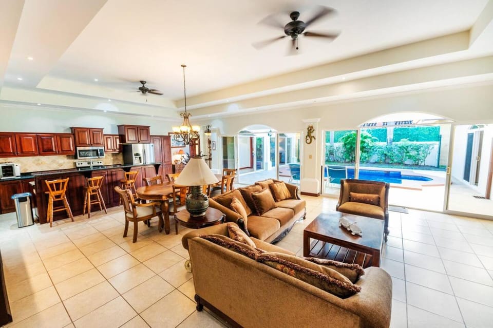 Villa Encanto by Vacation Pura Vida Villa in Esterillos Este