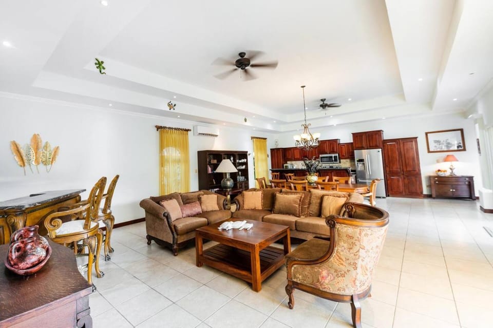 Villa Encanto by Vacation Pura Vida Villa in Esterillos Este