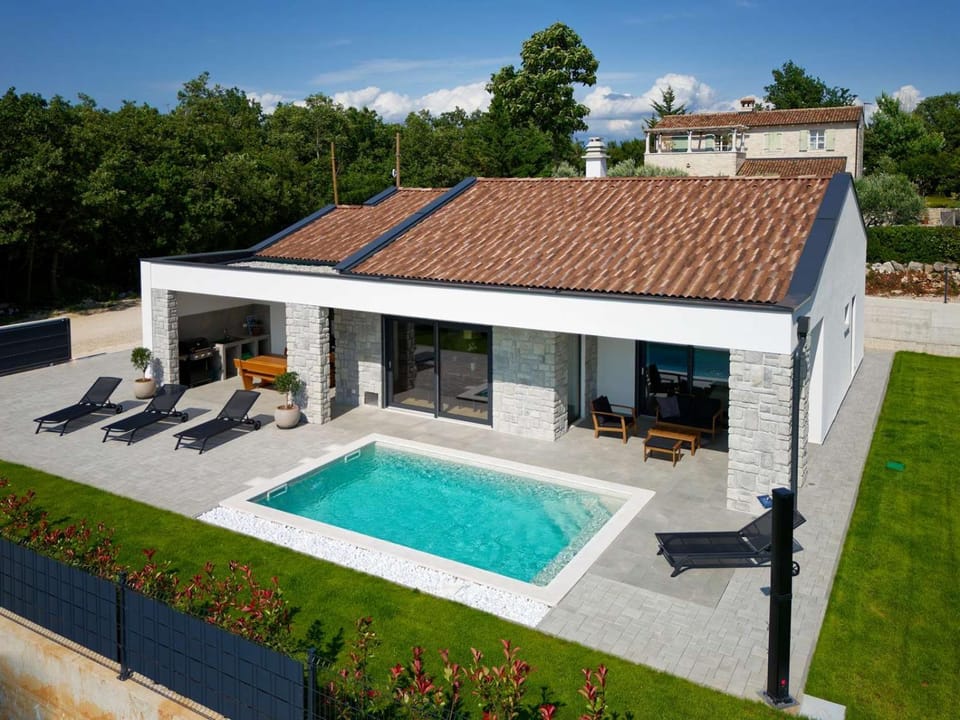 Garden, Pool view, Swimming pool