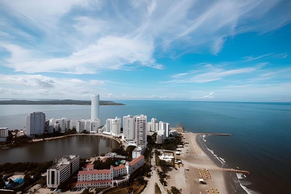City view, Sea view