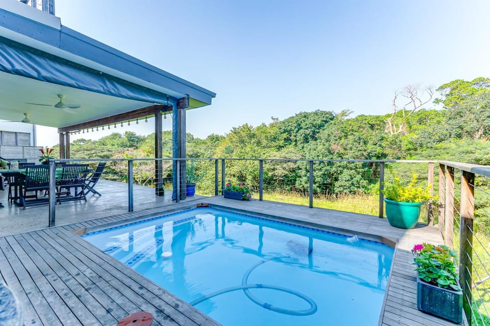 Patio, Day, Natural landscape, View (from property/room), Balcony/Terrace, Pool view, Swimming pool, sunbed